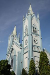 240px-Cathedral,_Puerto_Princesa,_Philippines